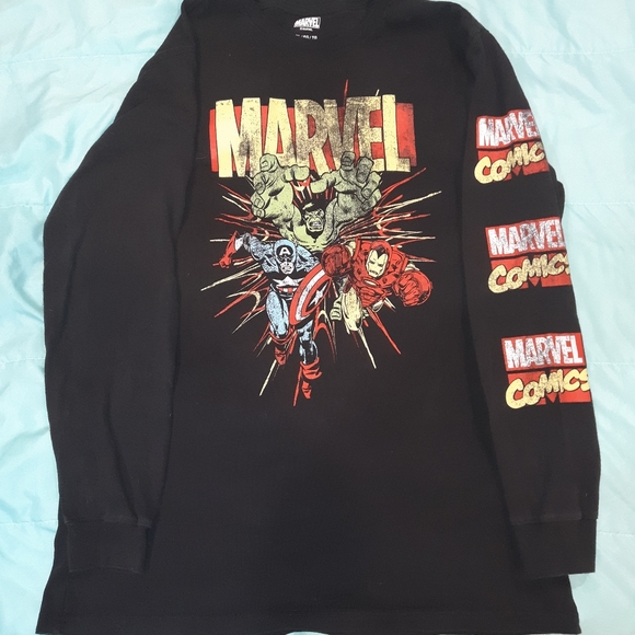 MARVEL COMIC WORN COMIC BOOK LOOK LONG SLEEVE TEE